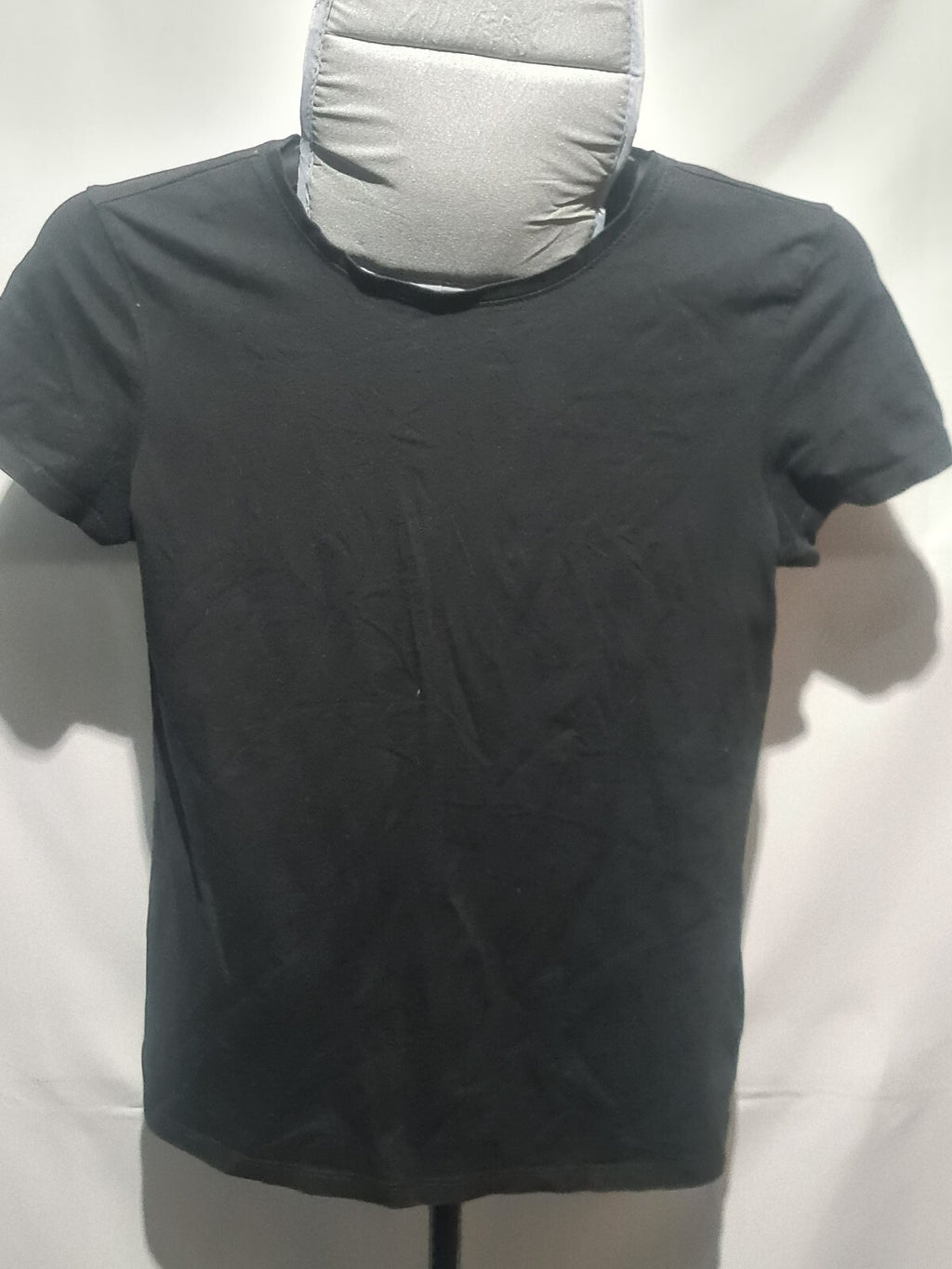 Black crew neck T-shirt