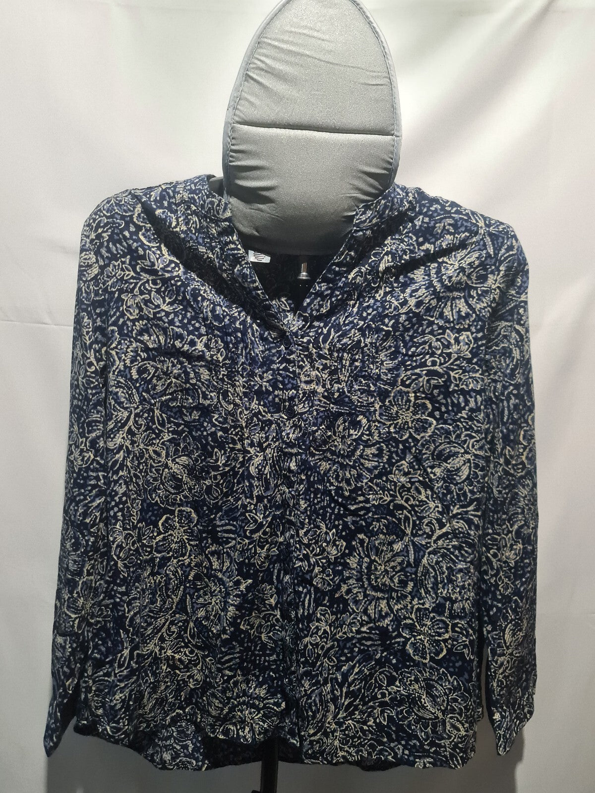 Isle blue paisley long sleeve blouse