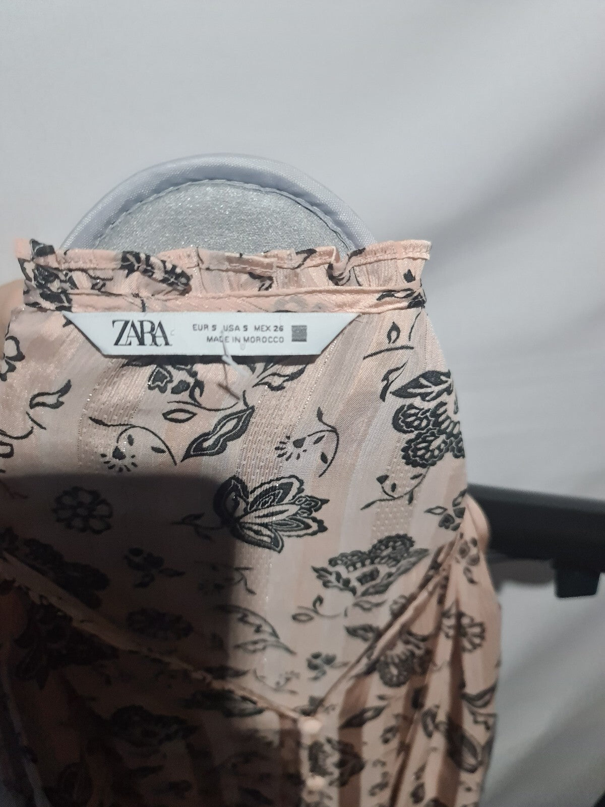 Zara beige floral blouse