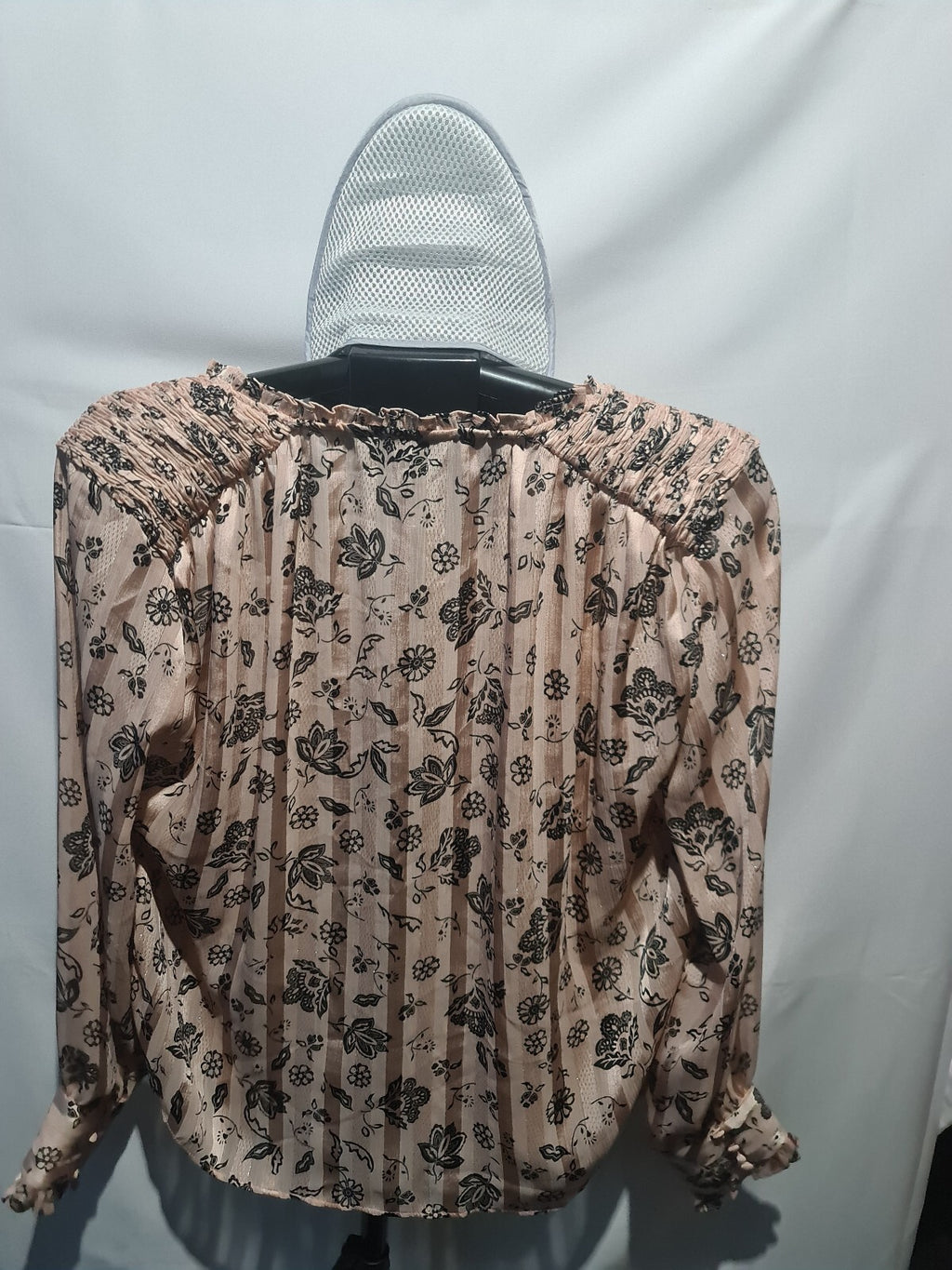 Zara beige floral blouse