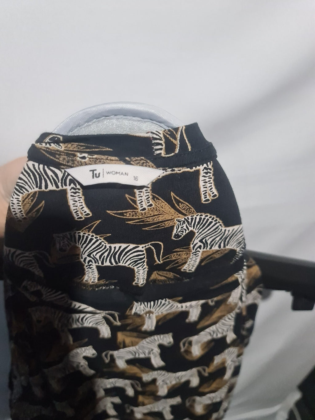 Black zebra print short sleeve top