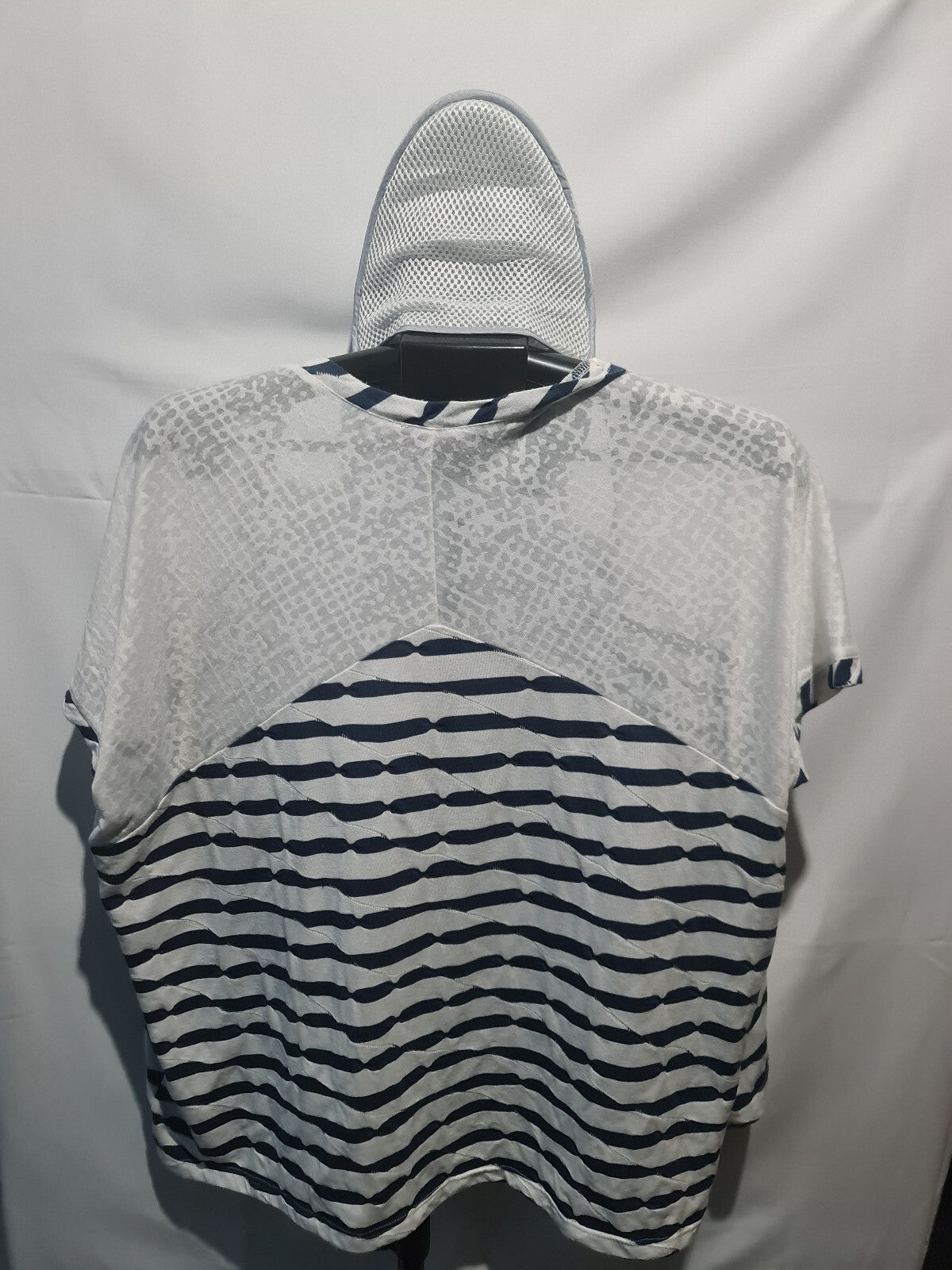 Blue and white striped short sleeve top