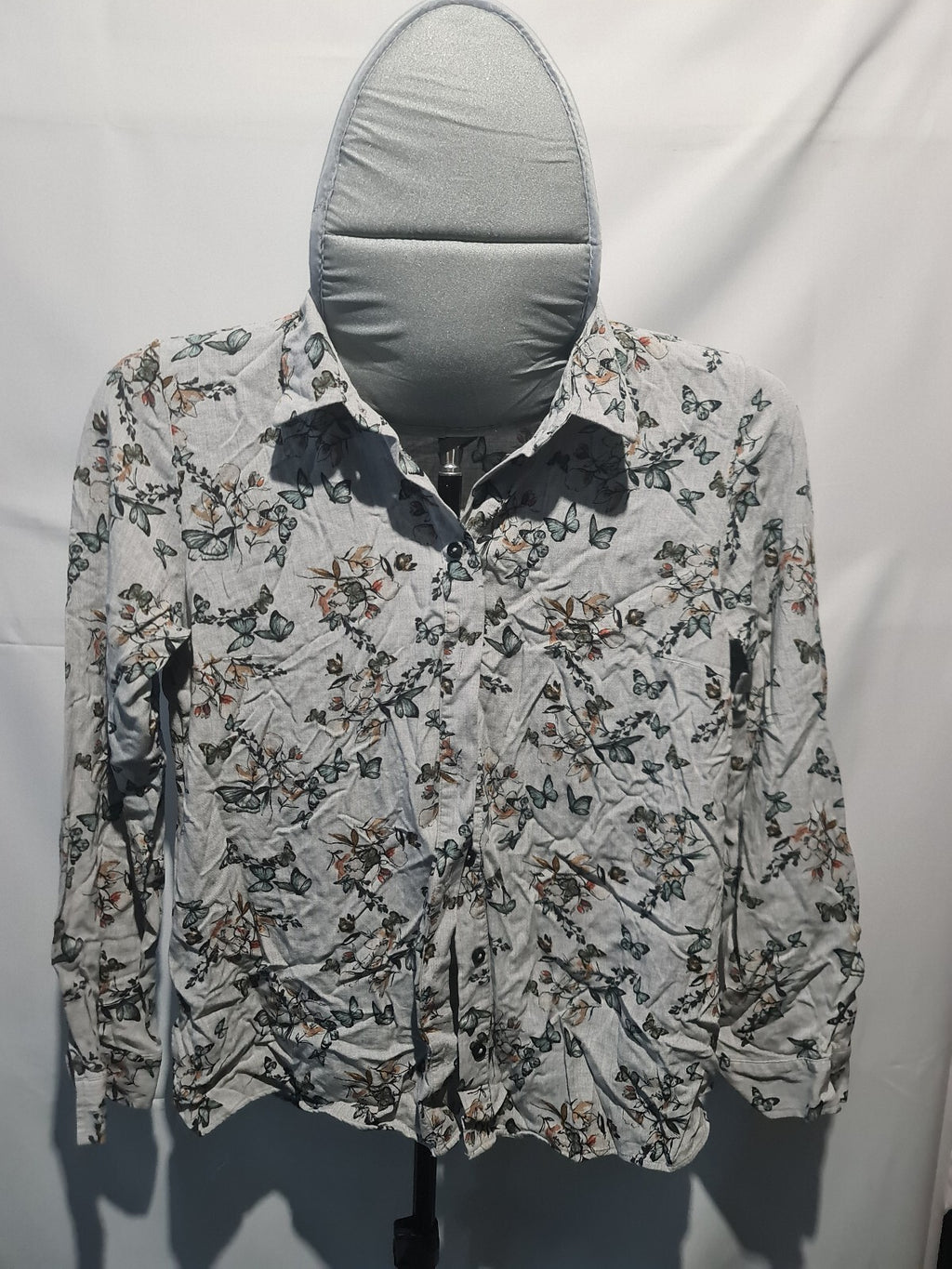 TU cream floral button blouse