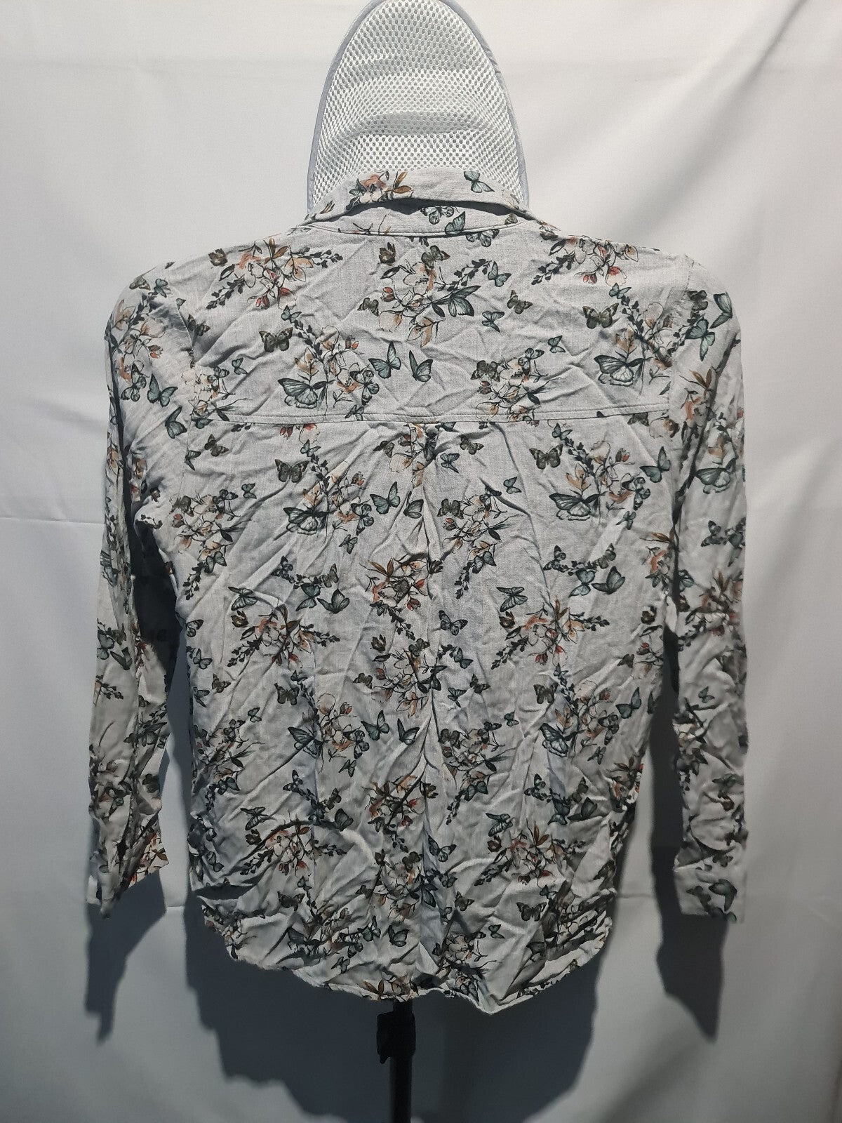 TU cream floral button blouse