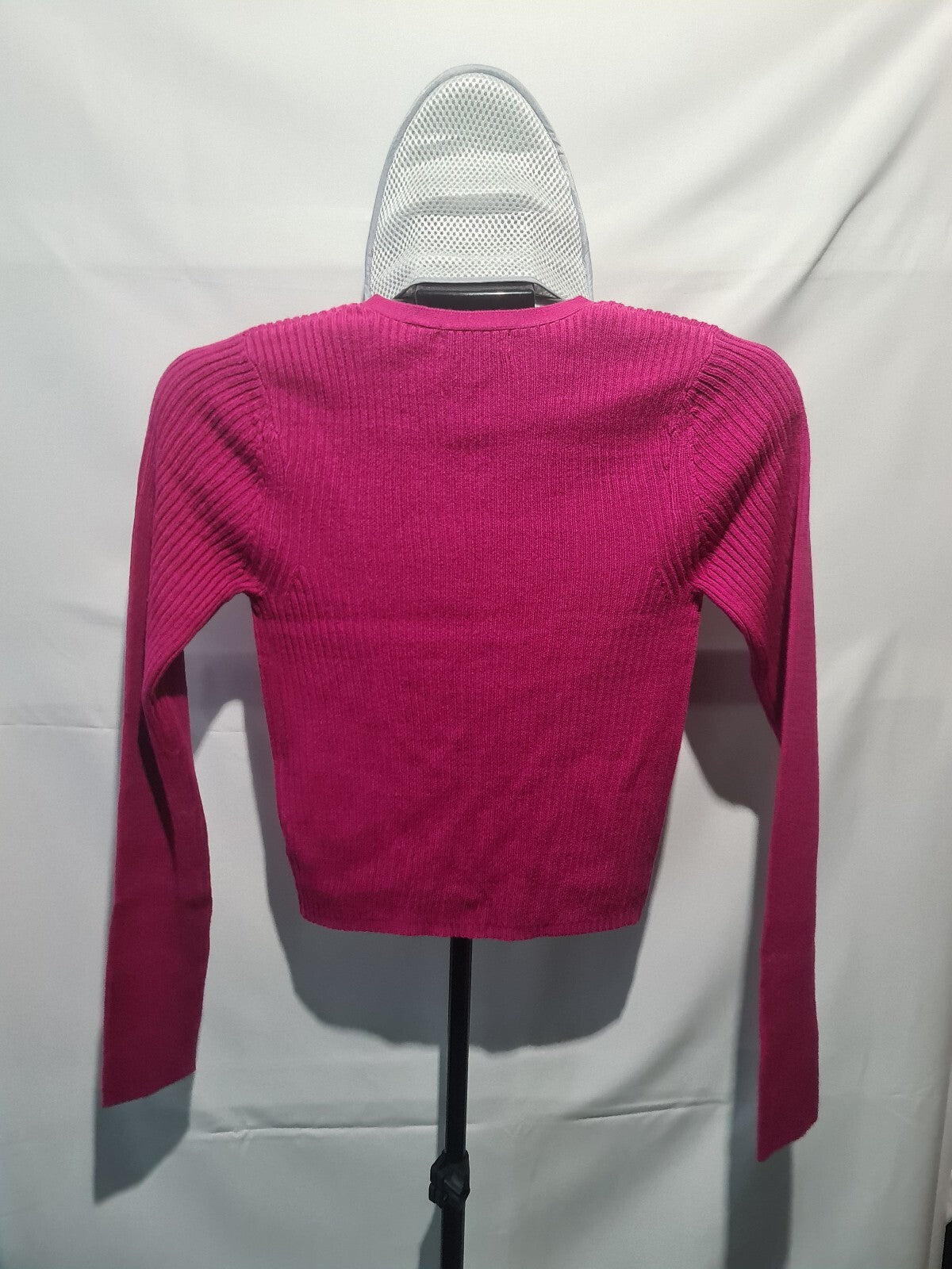 Bright pink ribbed cropped cardigan