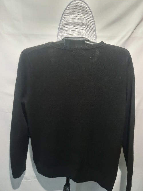 Black crew neck sweater