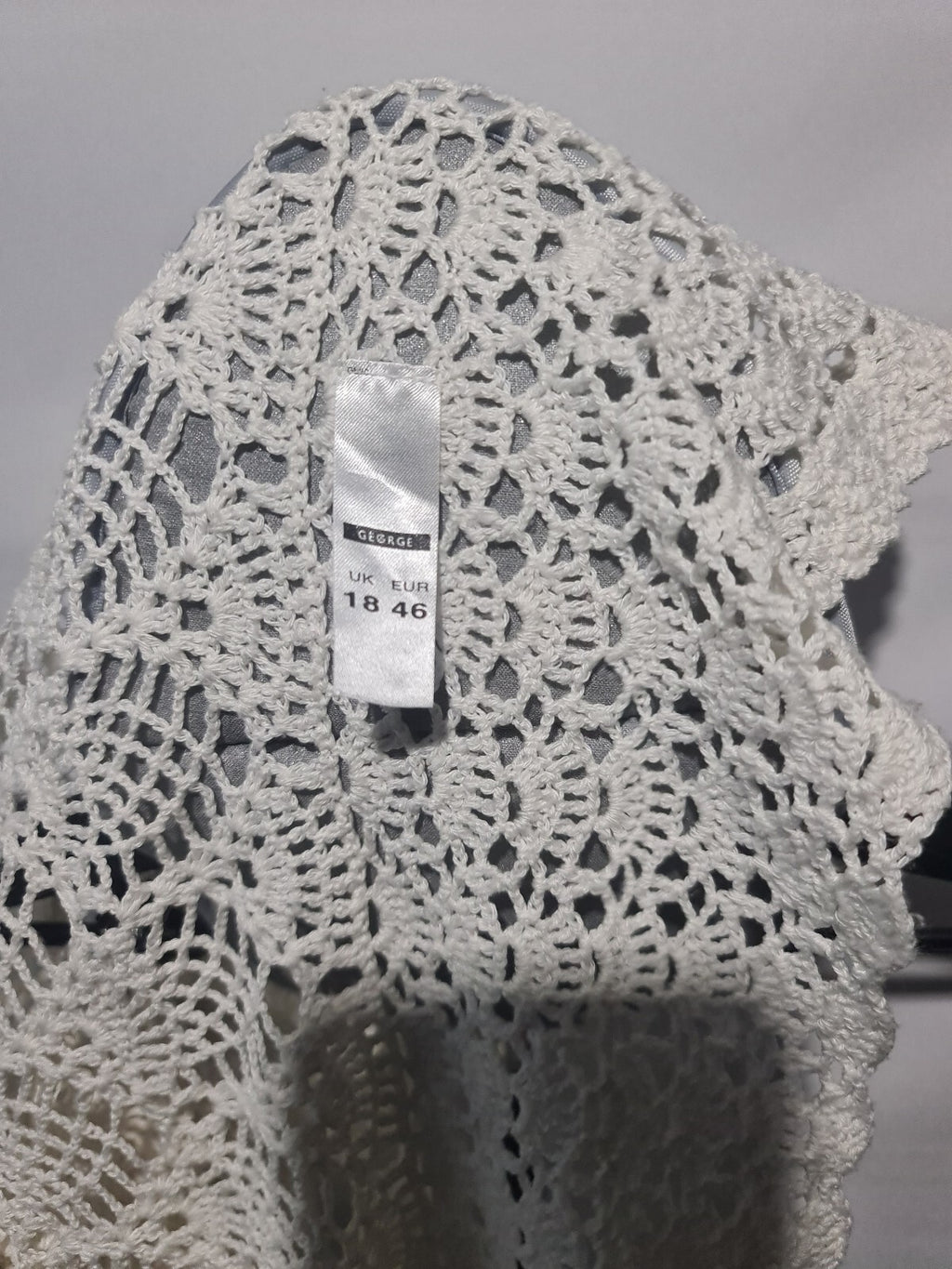 Cream crochet short sleeve top