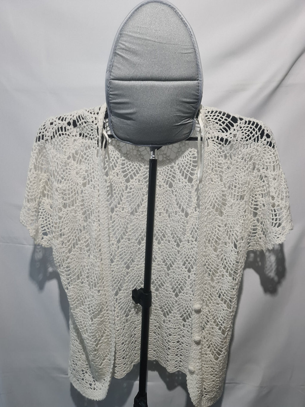 Cream crochet short sleeve top