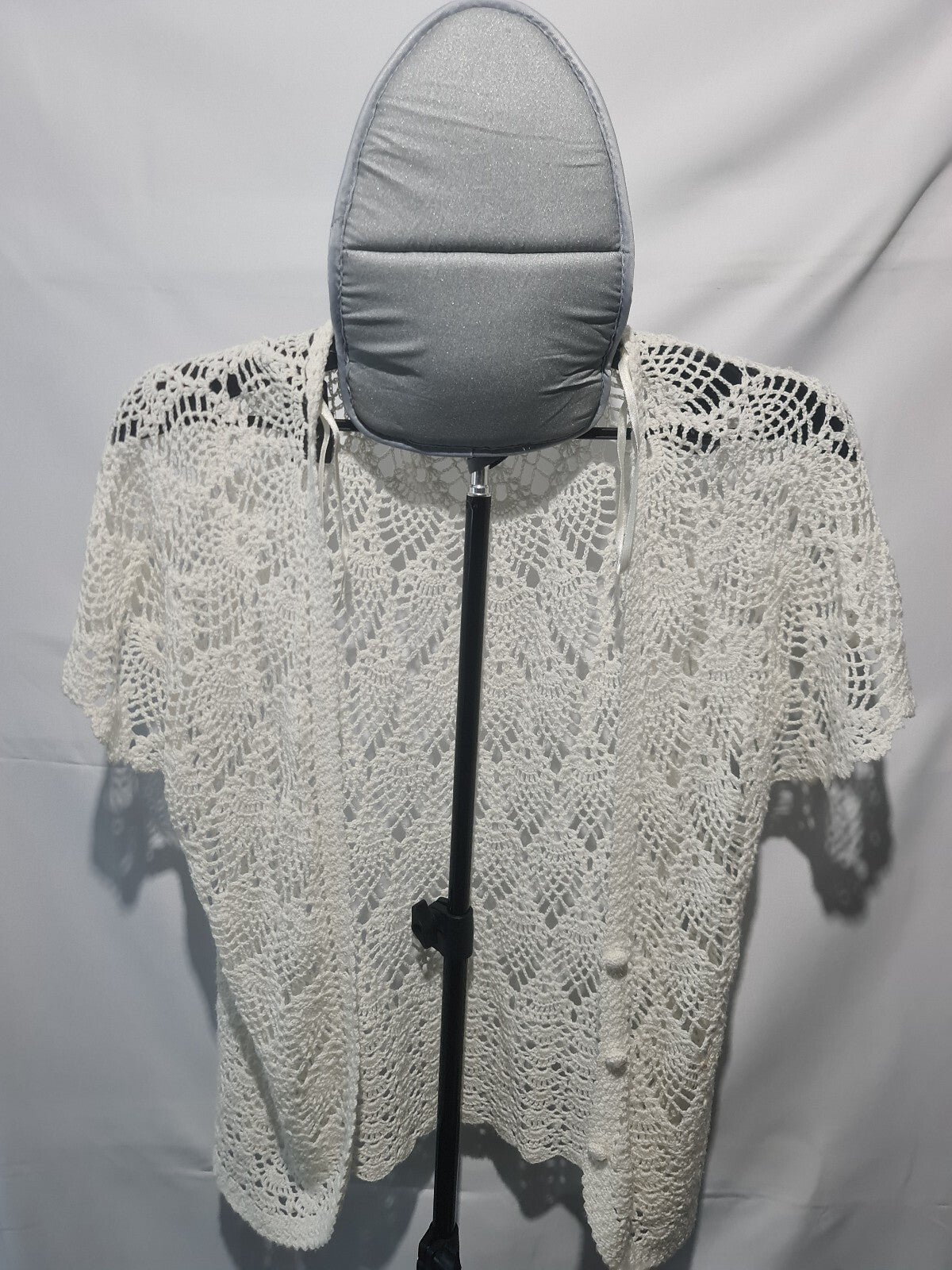 Cream crochet short sleeve top