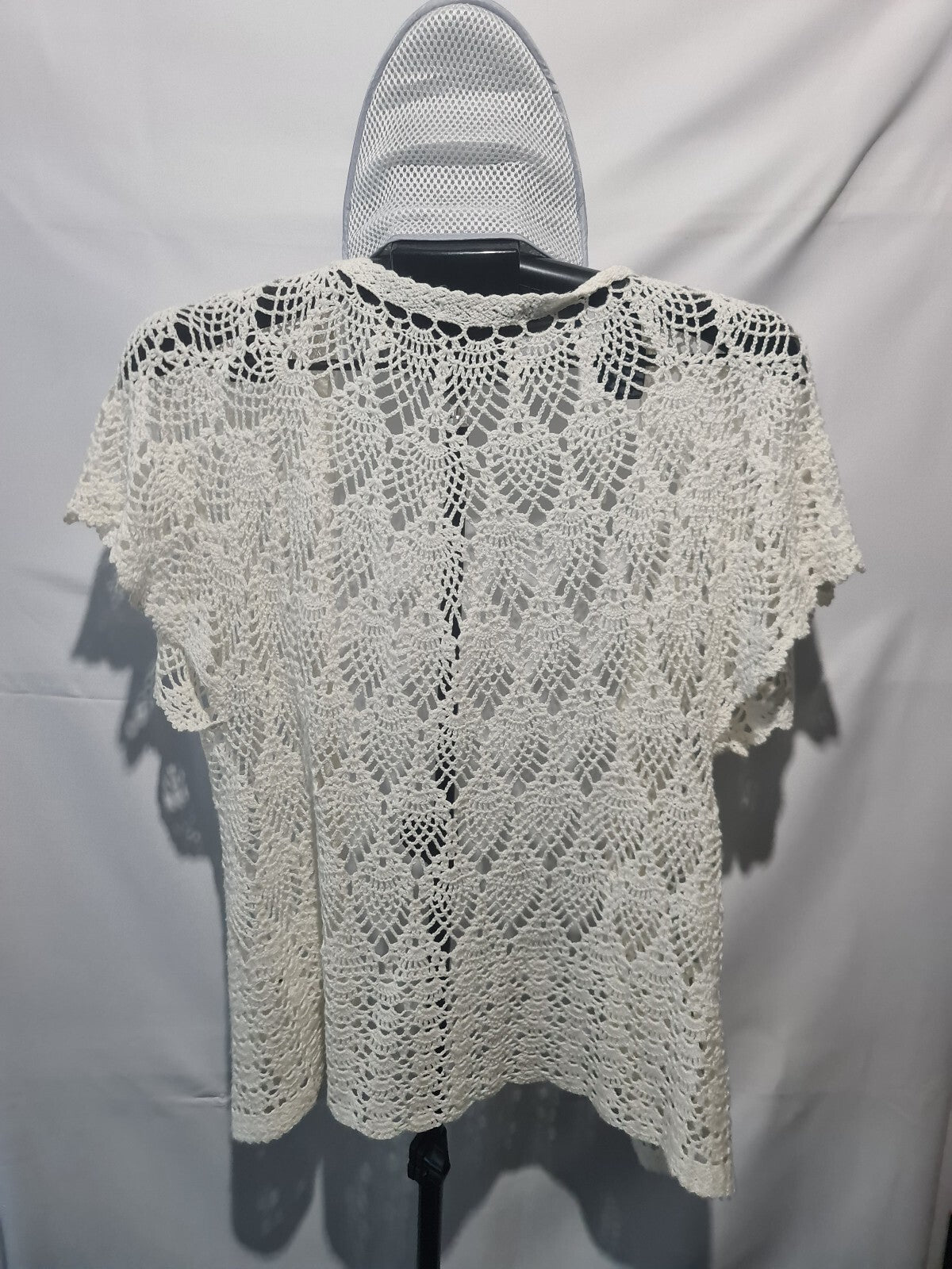 Cream crochet short sleeve top