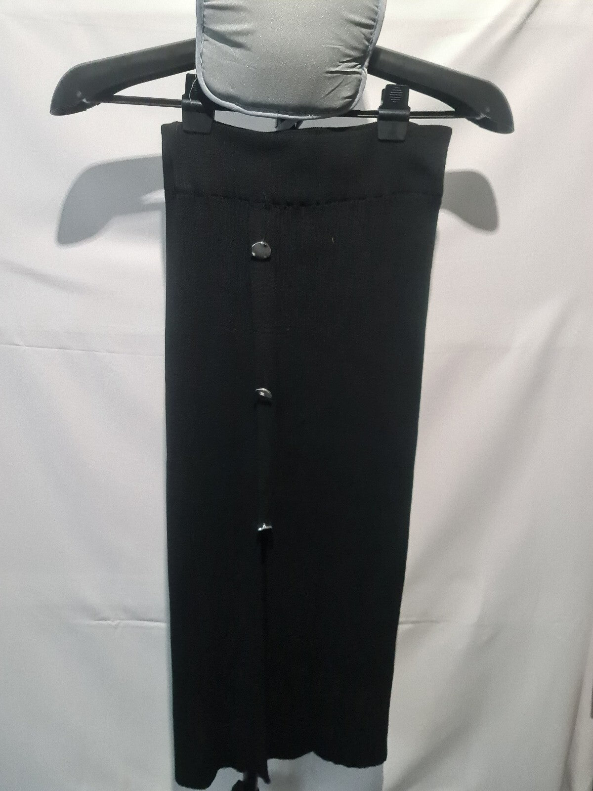 Jo black ribbed maxi skirt