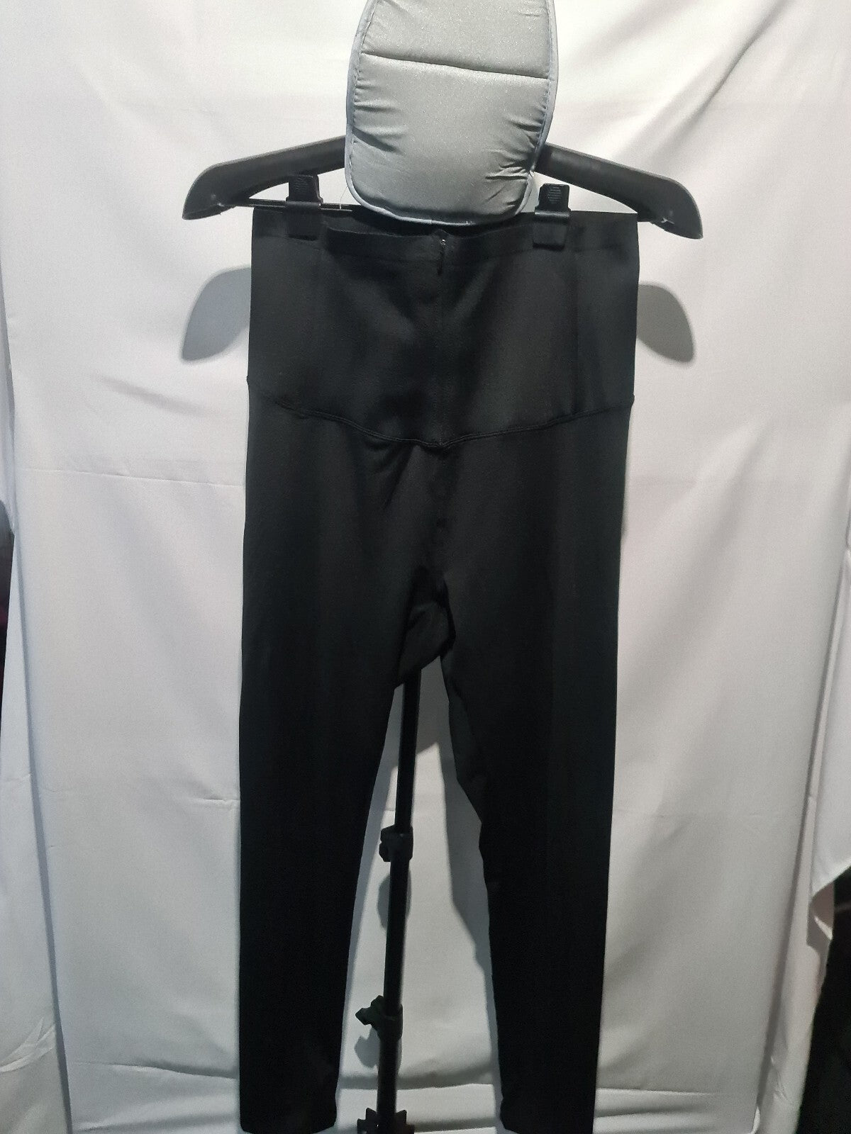 Black leggings