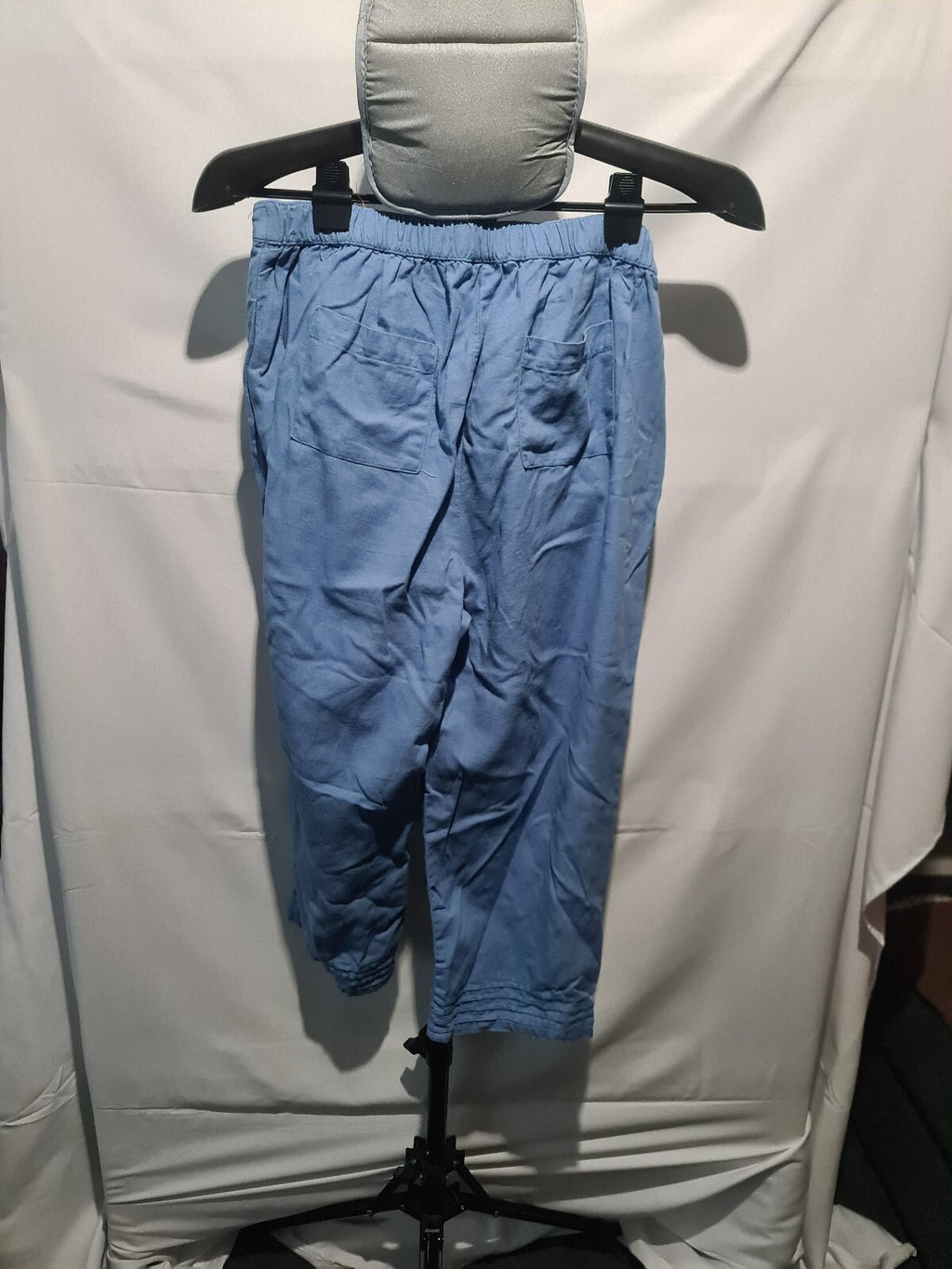 Damart light blue cropped trousers
