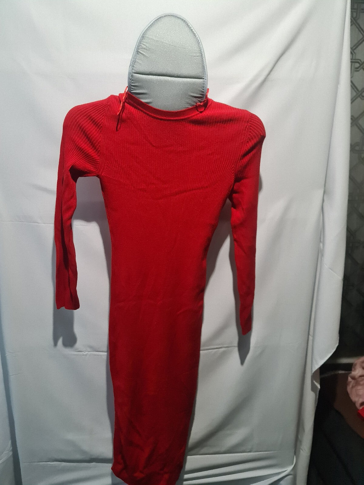 Red long sleeve bodycon dress