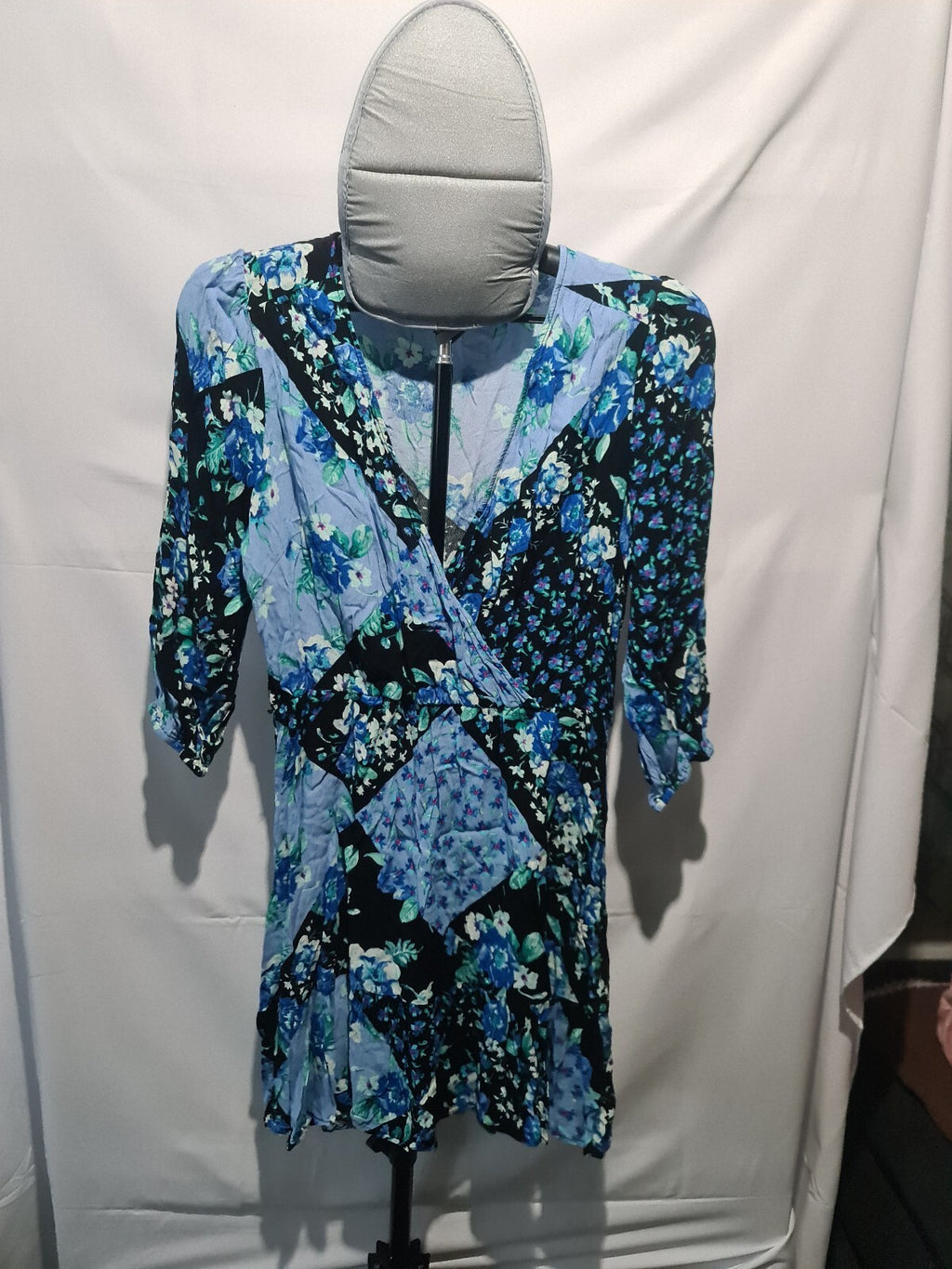Love Roses blue floral wrap dress