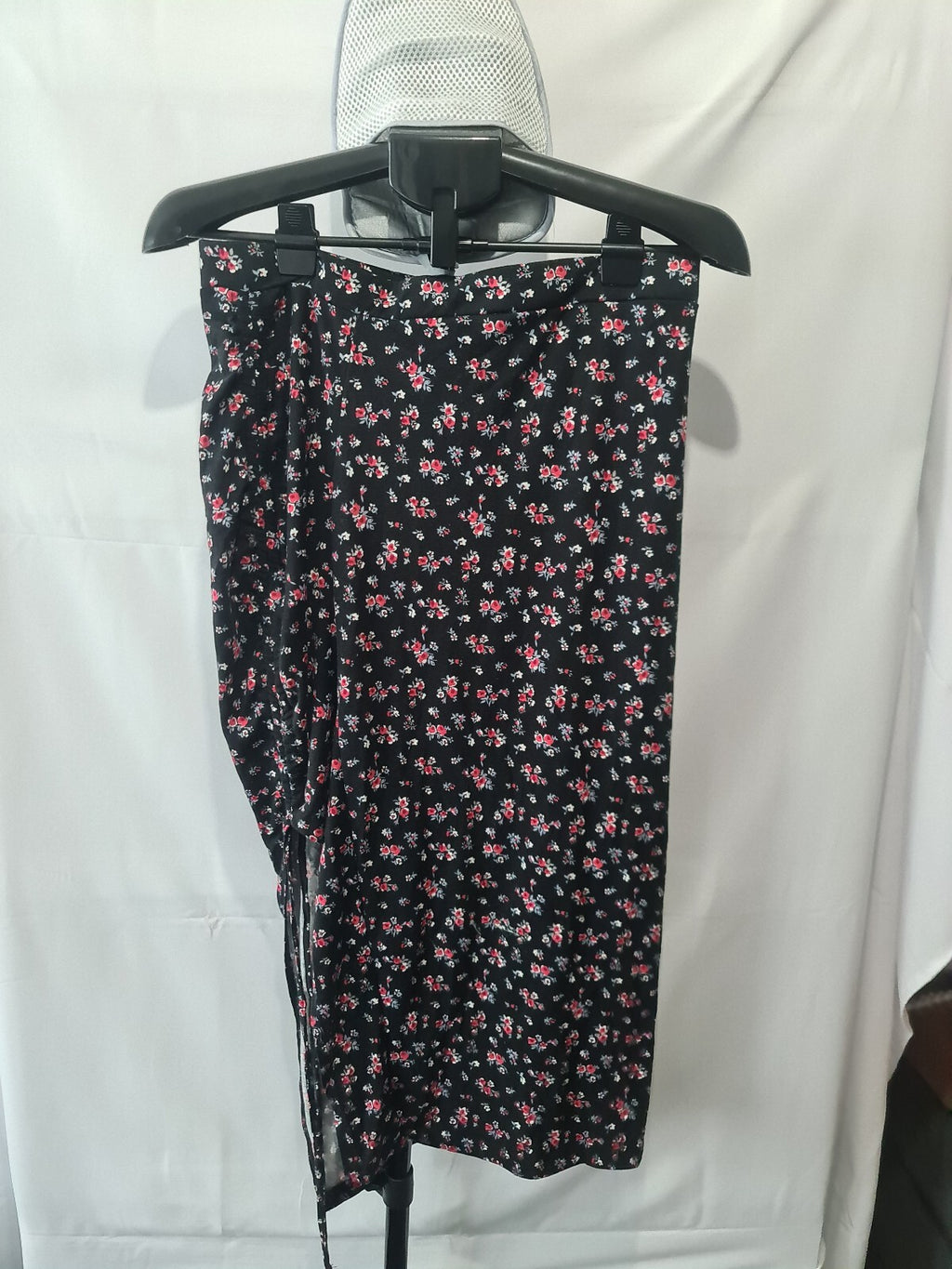 Shein black floral midi skirt