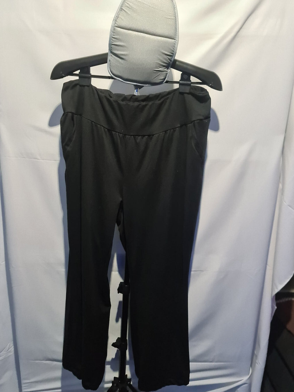 Black loose fit trousers