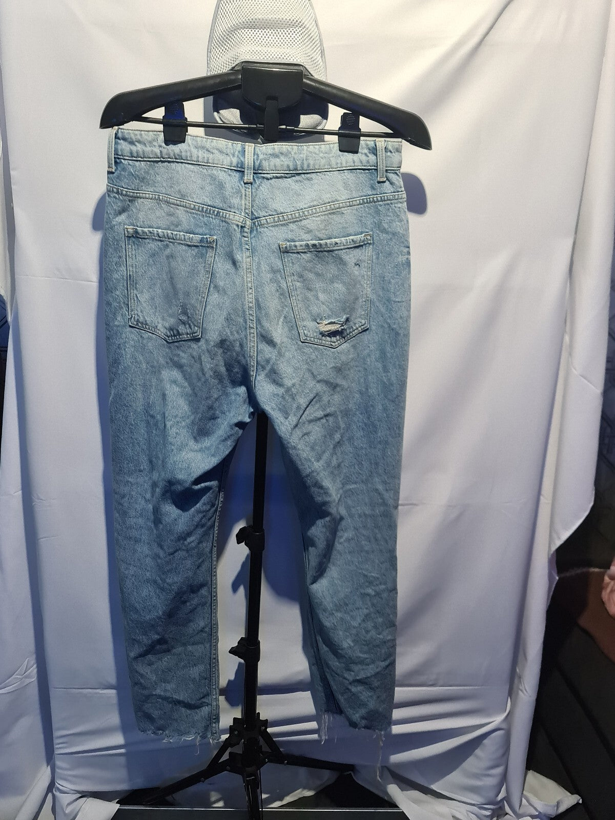 Light wash distressed jeans